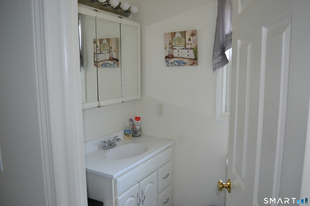 40 Emma Road - Photo 20