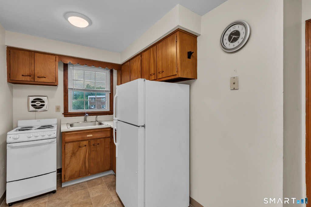 295 Bidwell Street - Photo 10