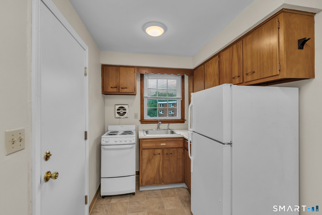 295 Bidwell Street - Photo 5