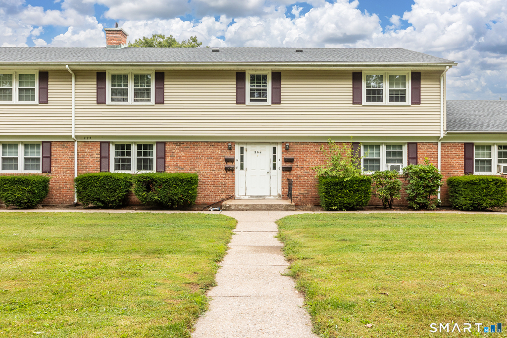295 Bidwell Street - Photo 1