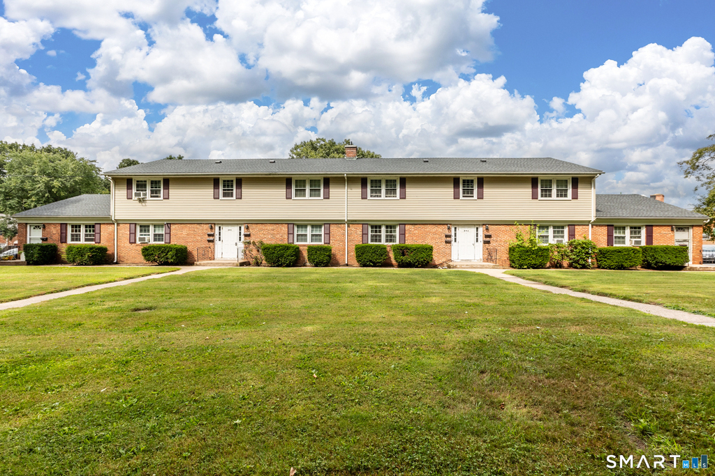 295 Bidwell Street - Photo 0