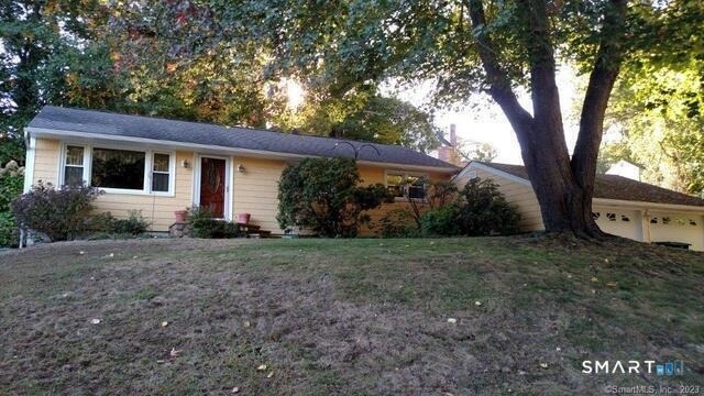 19 Sunshine Road - Photo 1