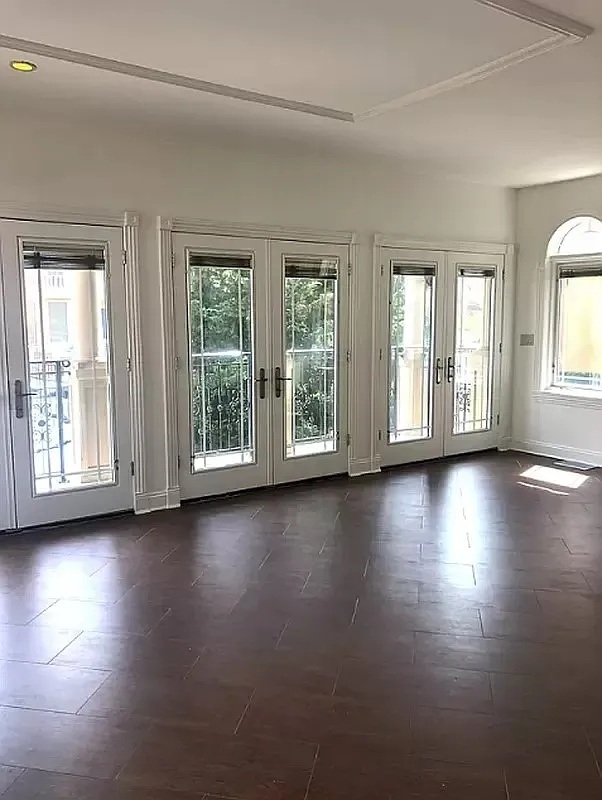 230 Corbin Place - Photo 1