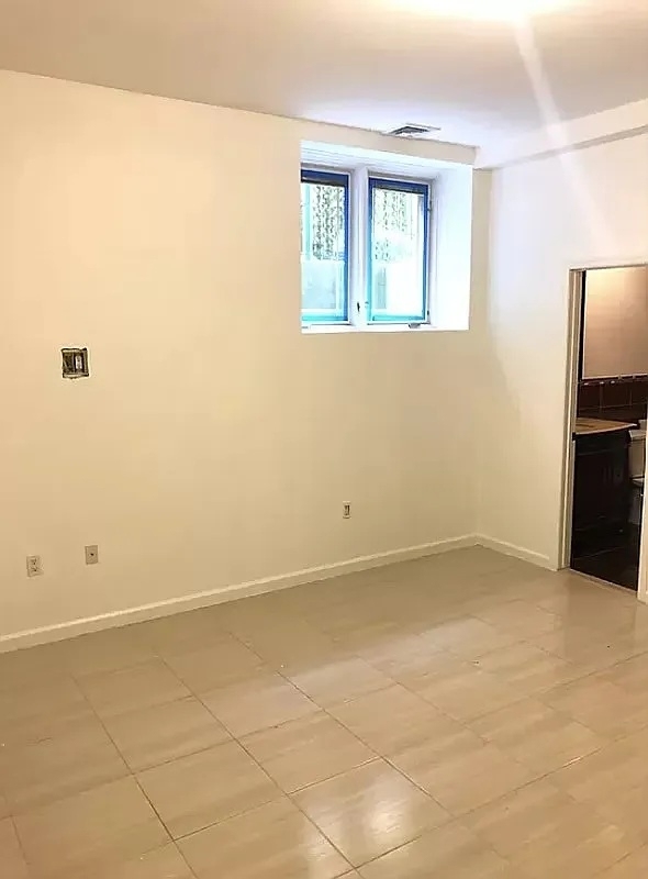 230 Corbin Place - Photo 4
