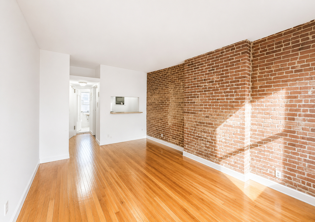 216 East 90th Street - Photo 1