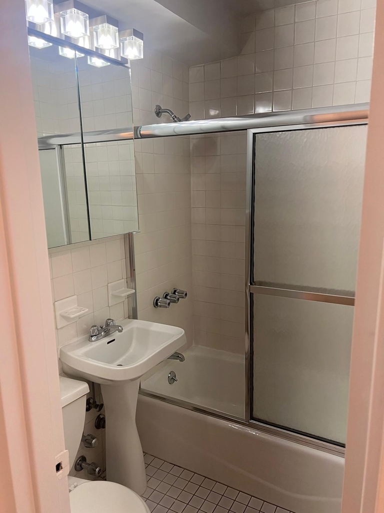 East 80th Street - Photo 1