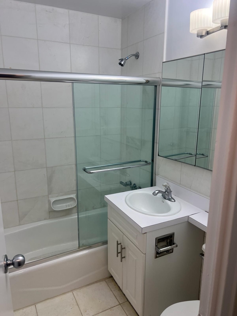 8th Avenue / W 52 St - Photo 1