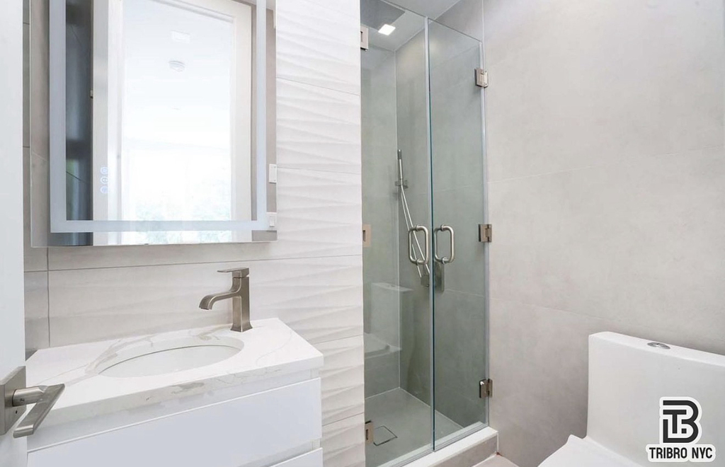 416 Lorimer Street - Photo 5