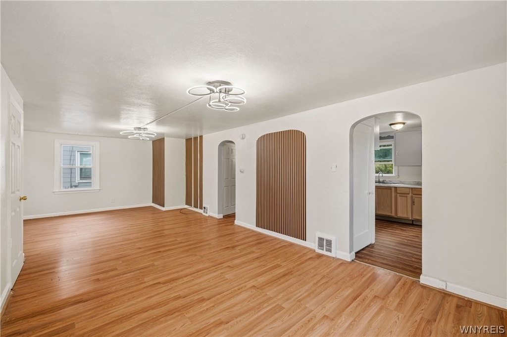 171 Weston Avenue - Photo 9