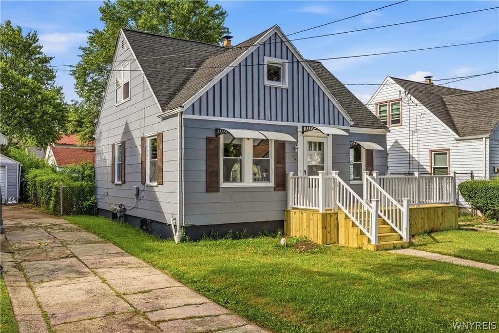 171 Weston Avenue - Photo 2