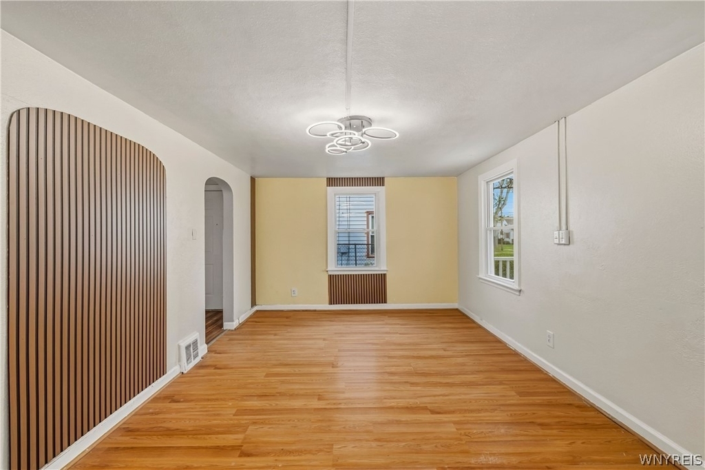171 Weston Avenue - Photo 8