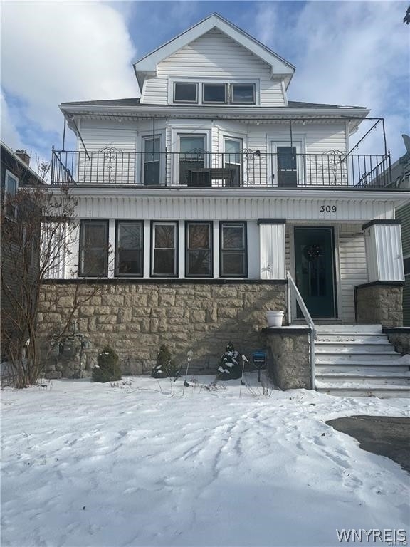 309 N Park Avenue - Photo 0