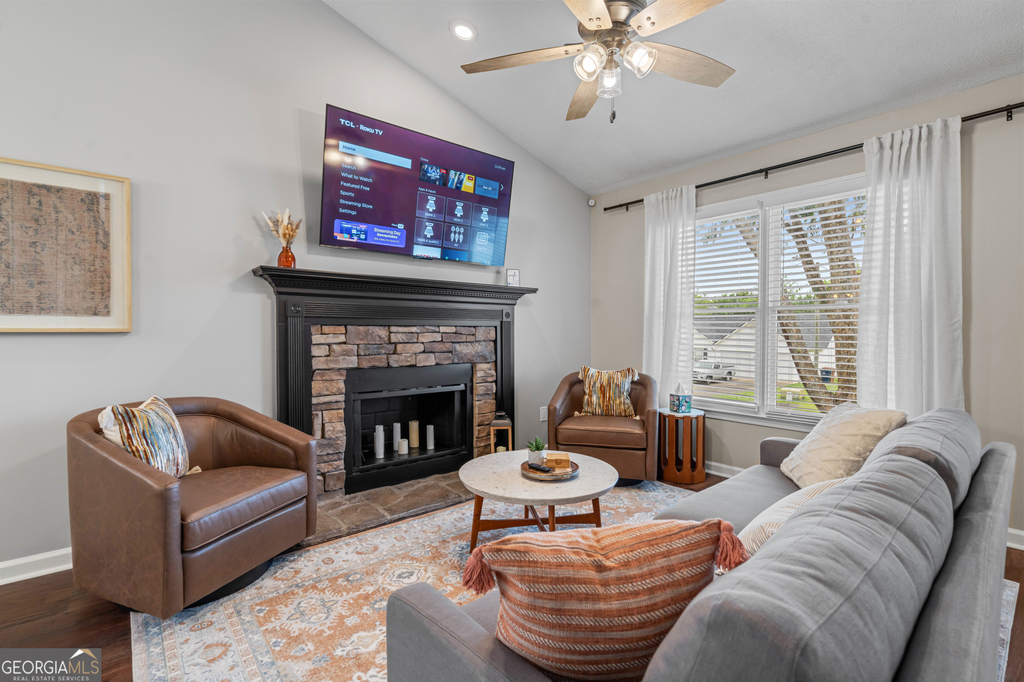 13 Huntcliff Drive - Photo 0