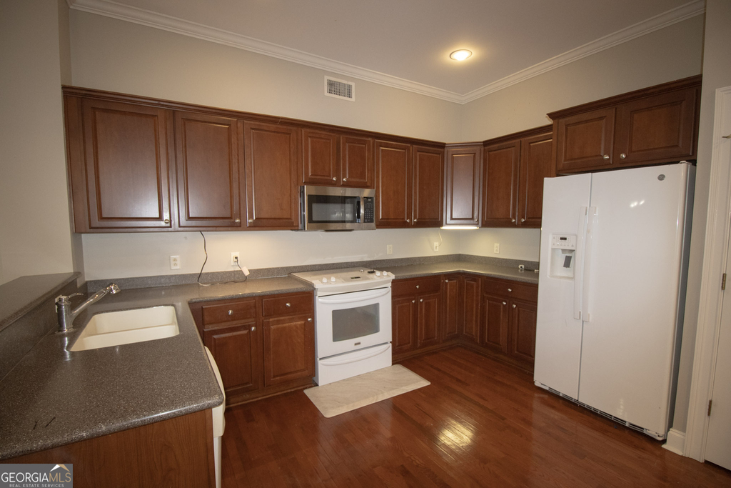 121 Tillman Road - Photo 3