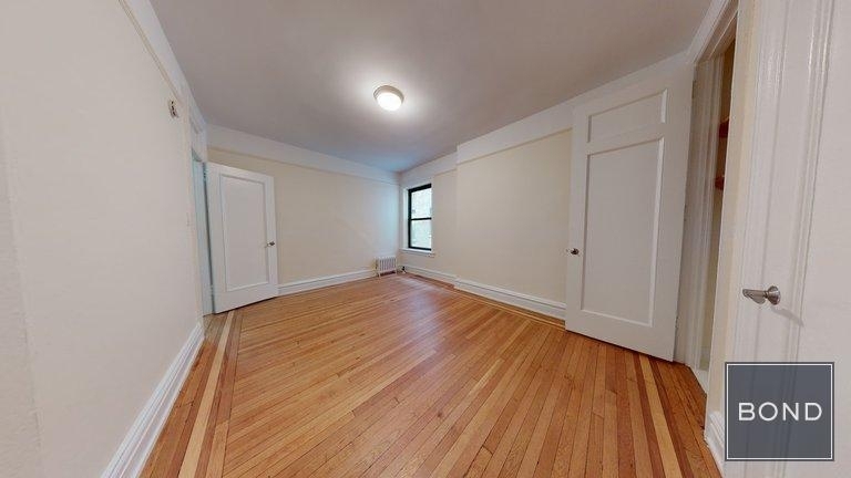 West 204th Street - Photo 4
