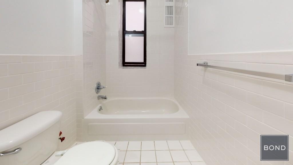 West 204th Street - Photo 12