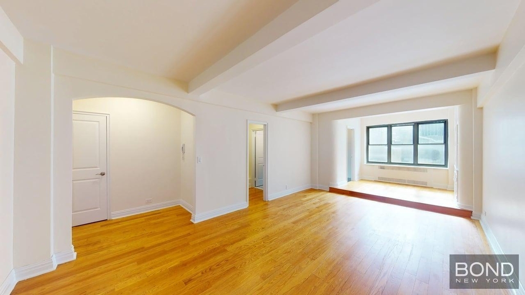 East 56th Street - Photo 0