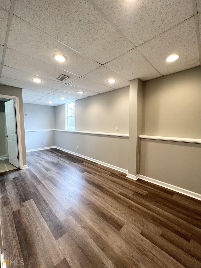 397 Pleasant Way - Photo 11