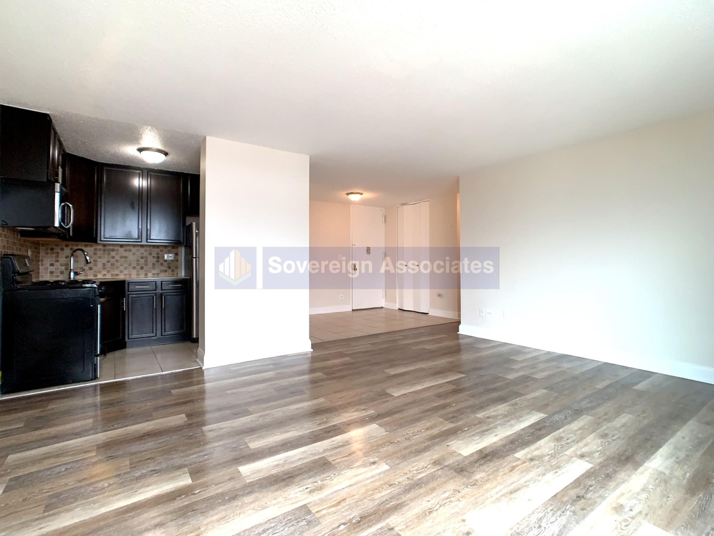 3333 Broadway - Photo 1