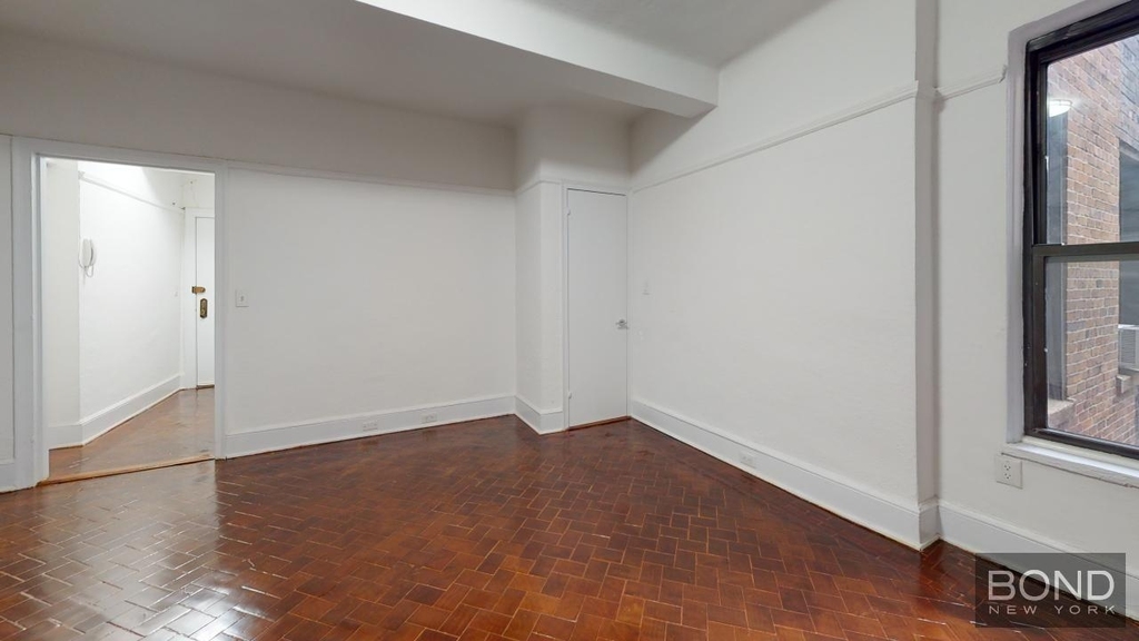 West 73rd Street - Photo 1