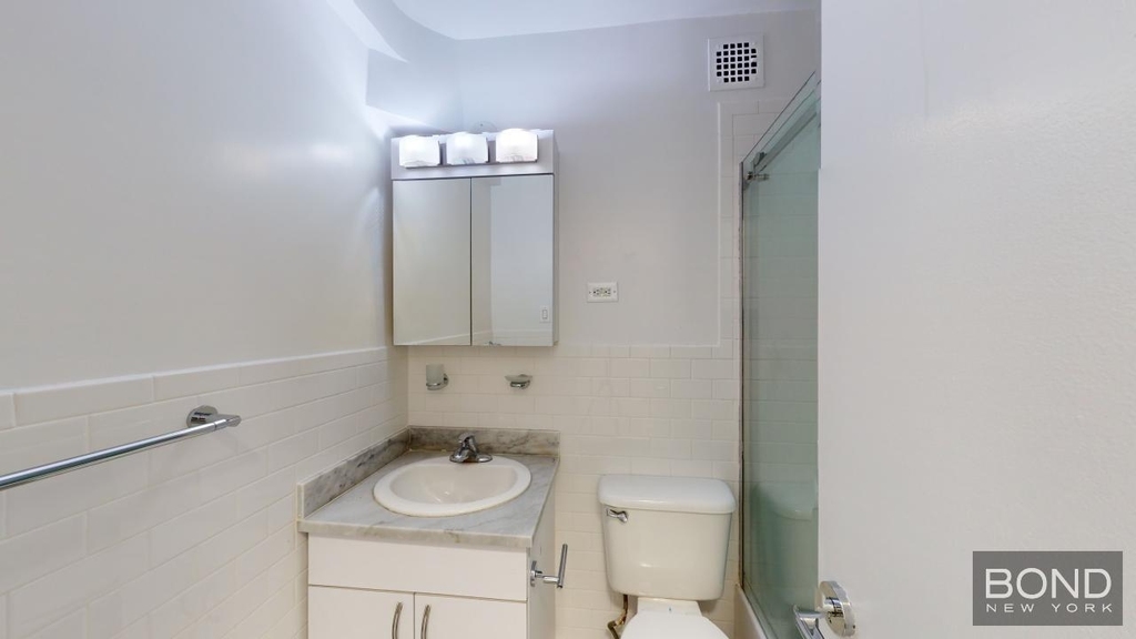 West 73rd Street - Photo 2