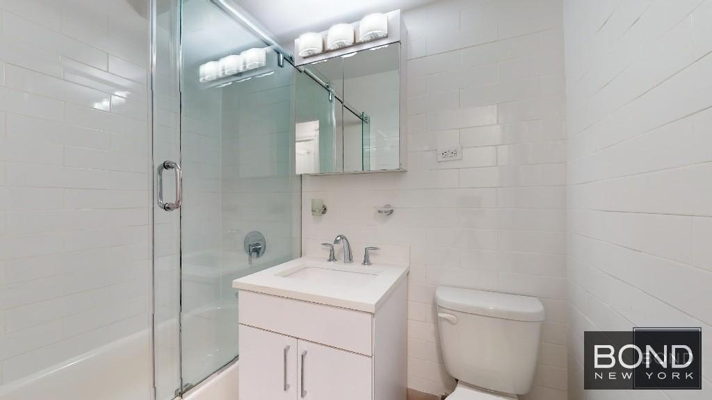 East 57th Street - Photo 5