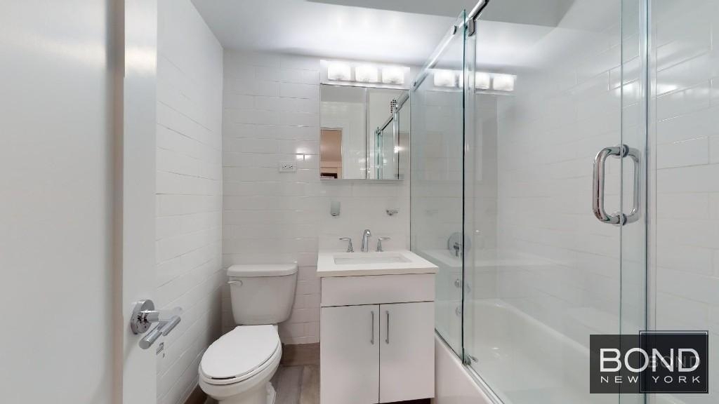 East 57th Street - Photo 6