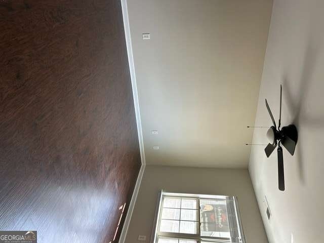 137 Avalon Drive - Photo 3