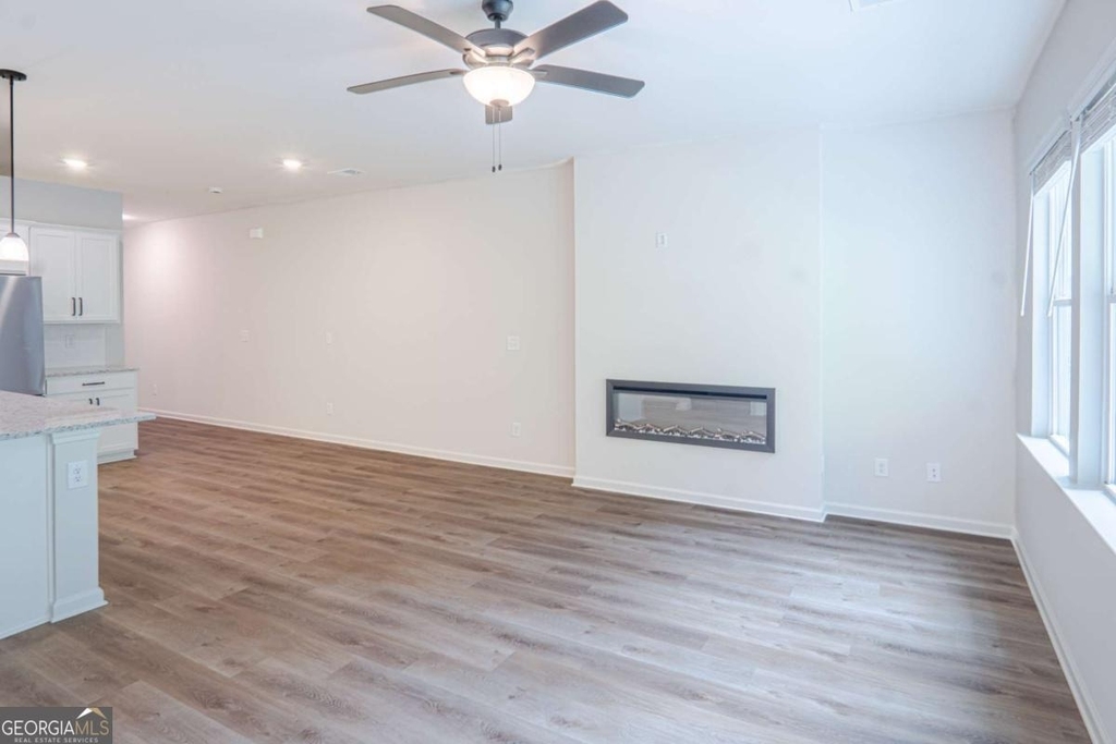 411 Summit View Lane - Photo 2