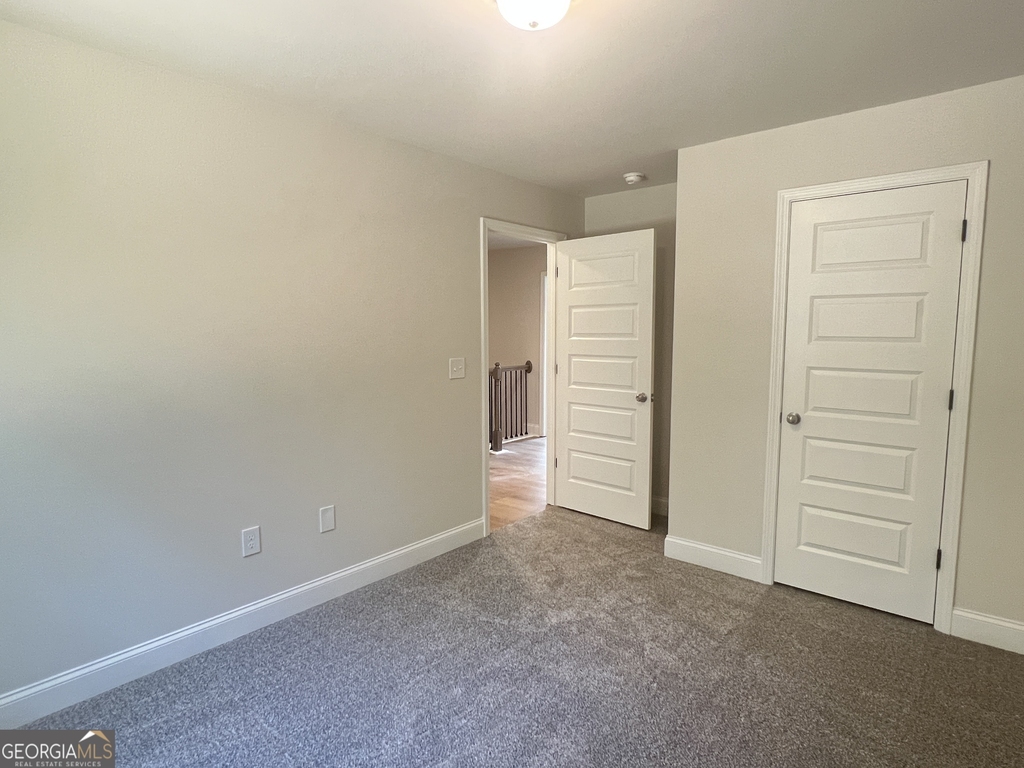 176 Country World Drive - Photo 18