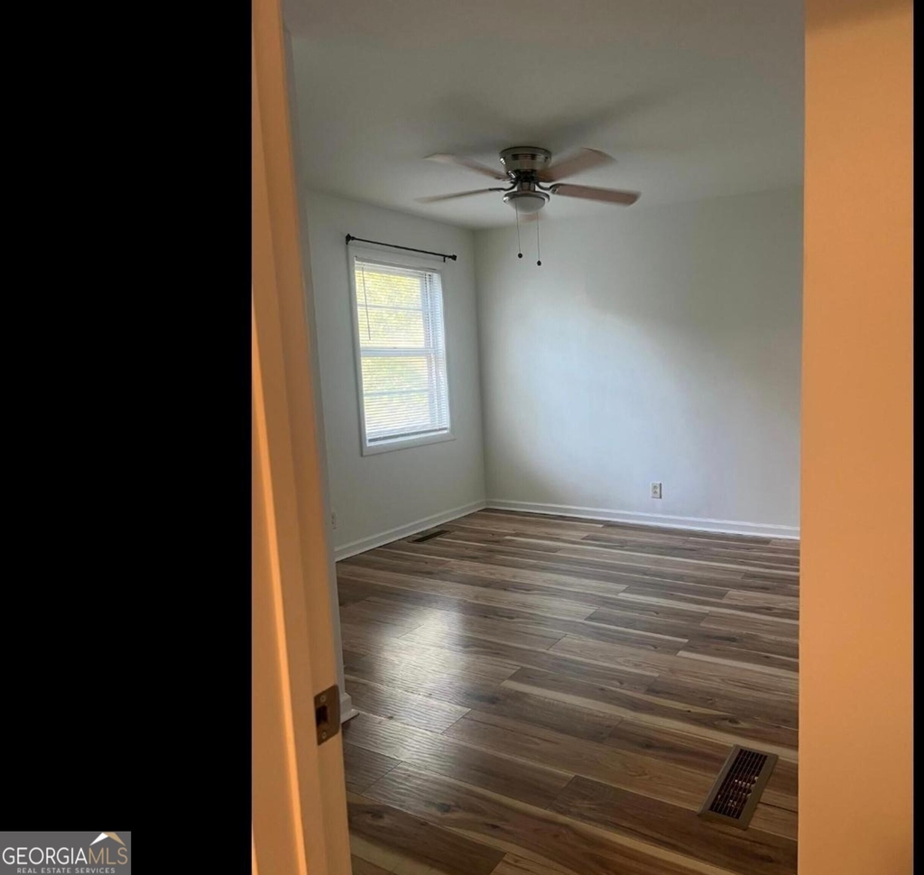 572 Lancelot Drive - Photo 11