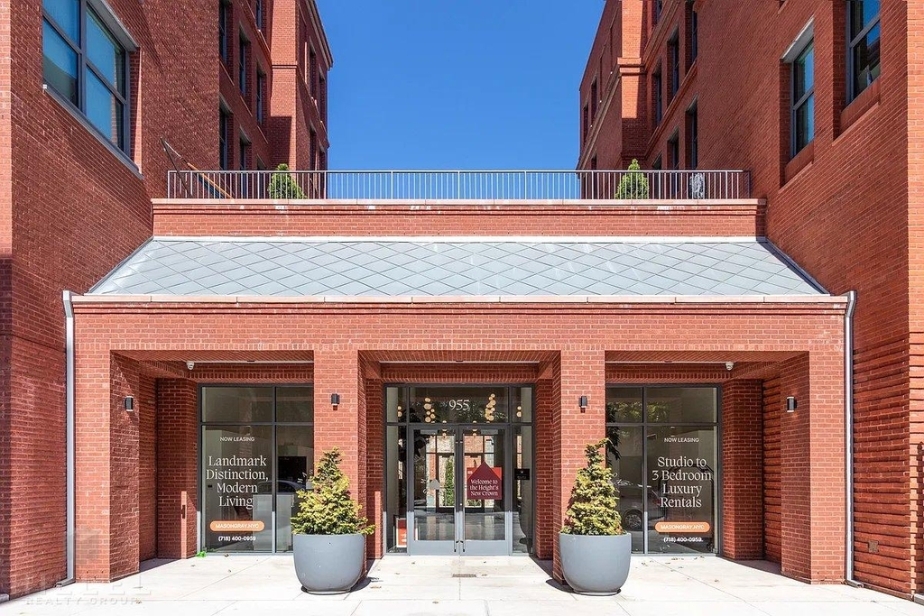 Sterling Place - Photo 11