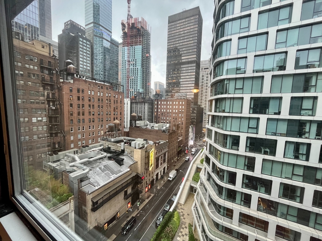 888 8th Avenue - Photo 0