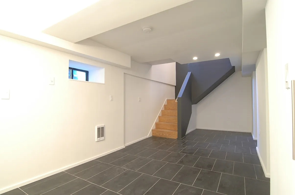 27 Brooklyn Avenue - Photo 7