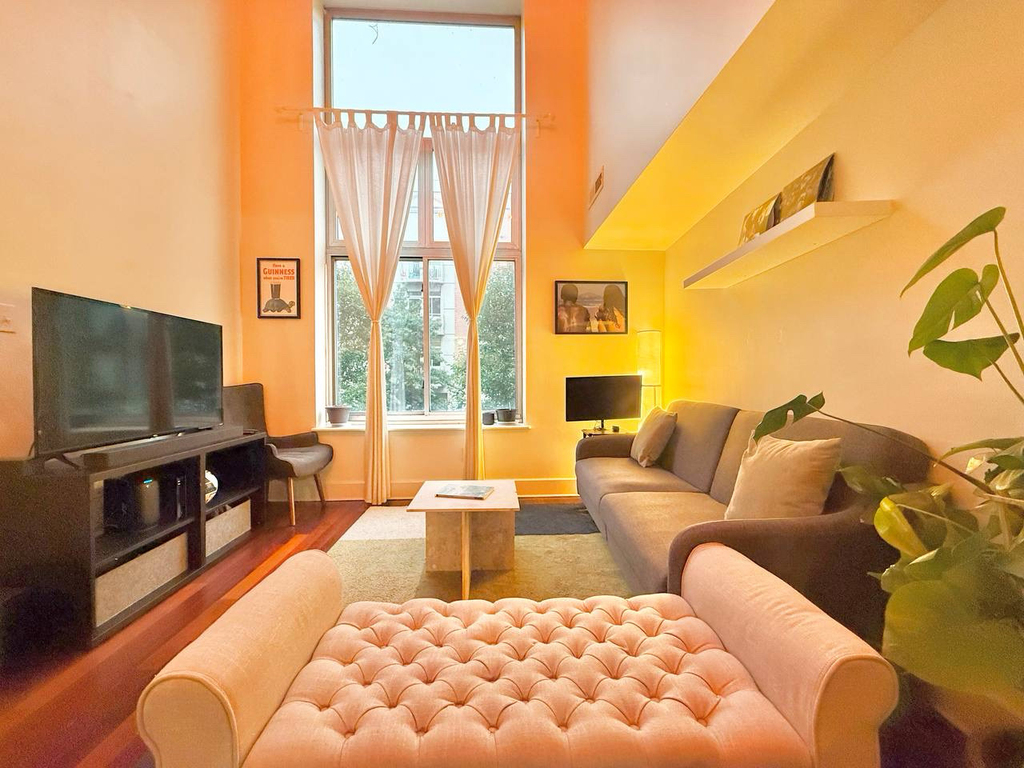16 Meserole Street - Photo 1