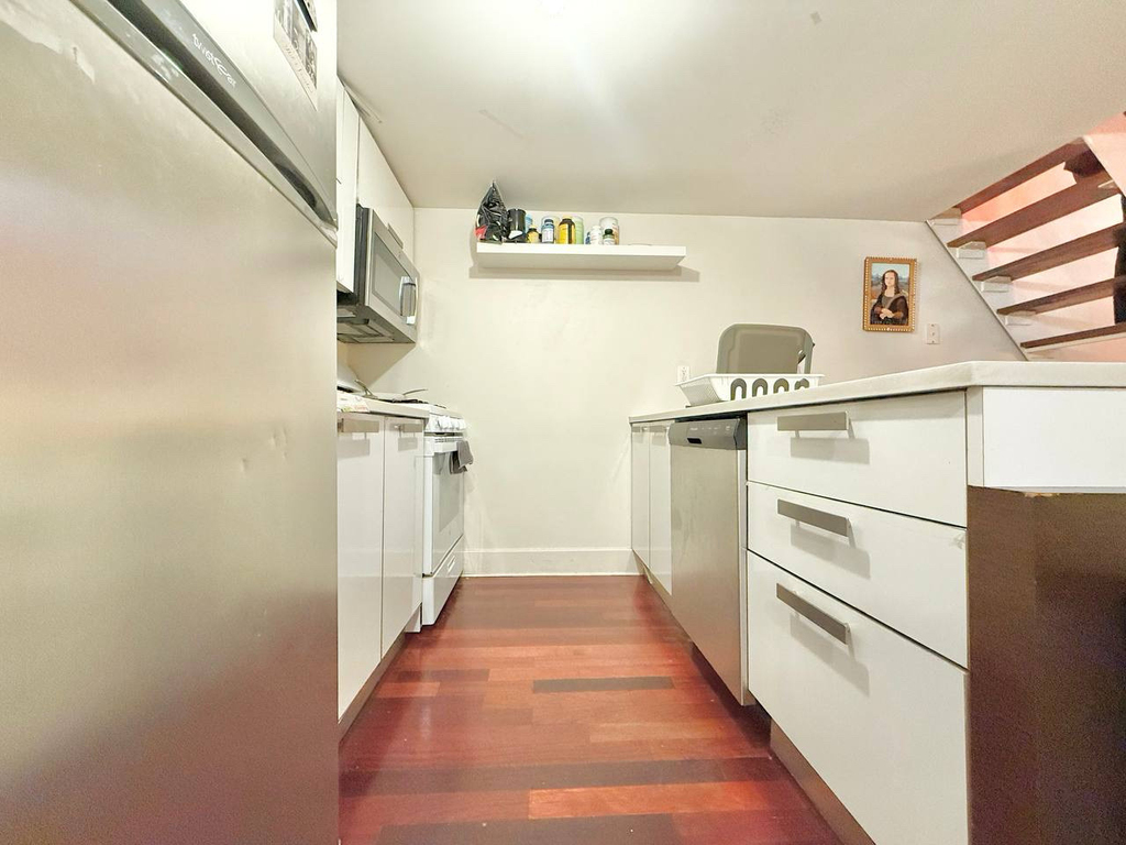 16 Meserole Street - Photo 4