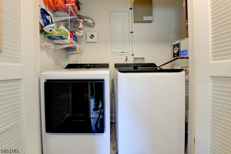 50 Bloomfield Ave - Photo 22