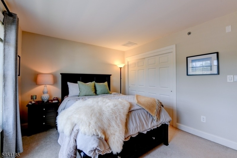 50 Bloomfield Ave - Photo 17