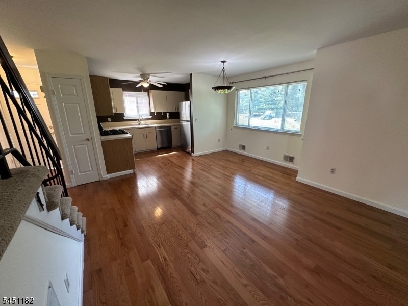 604 Wheatfield Ct. - Photo 5