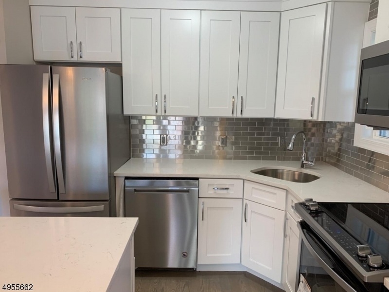114 Brandywyne Dr - Photo 4