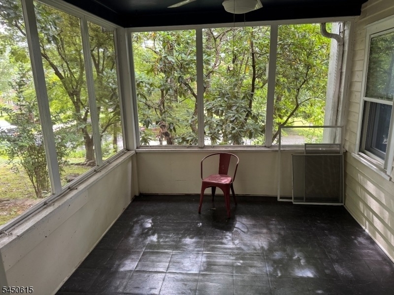 35 N Hillside Ave - Photo 3