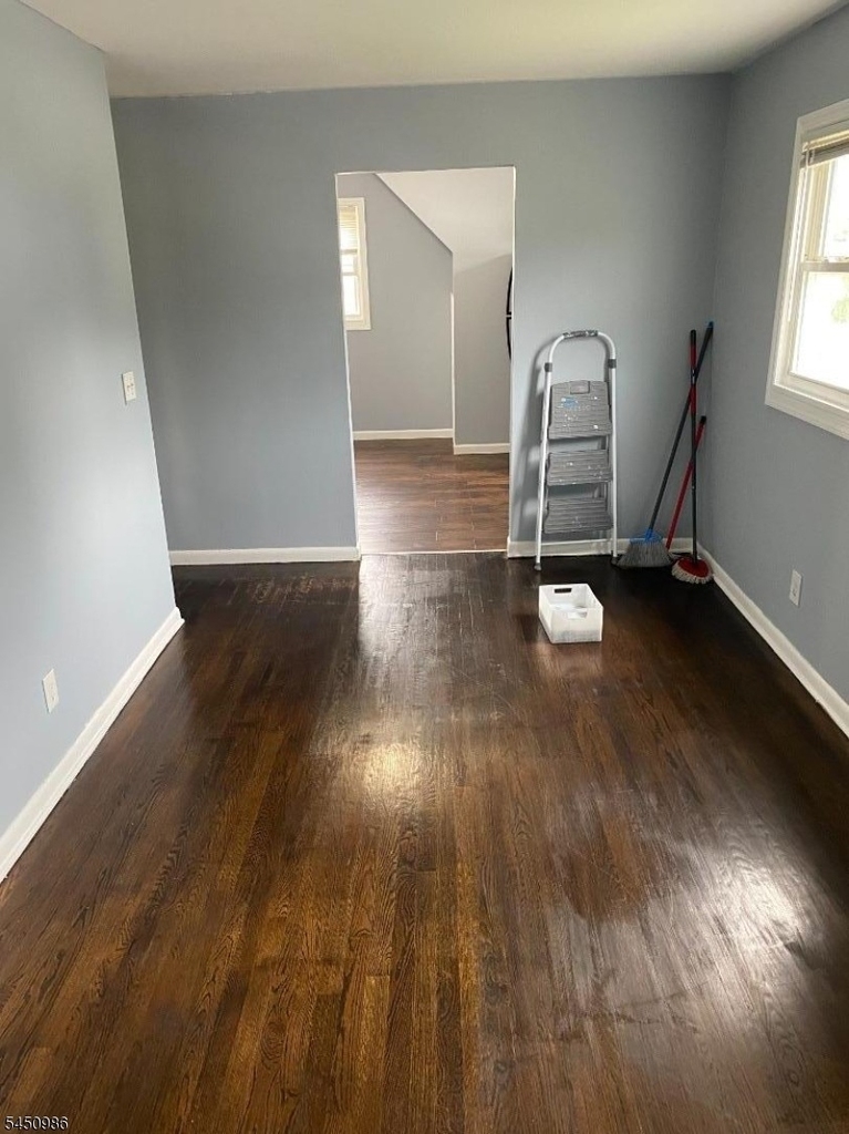 815 Lincoln Ave - Photo 2
