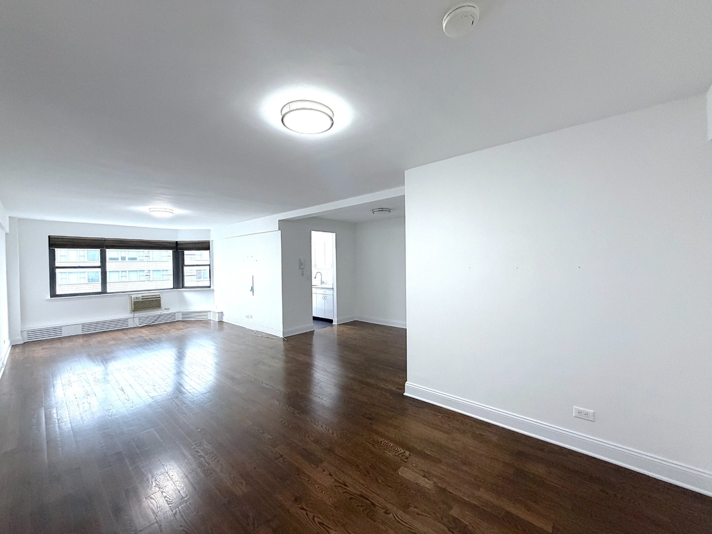 East 69th Street - Photo 0