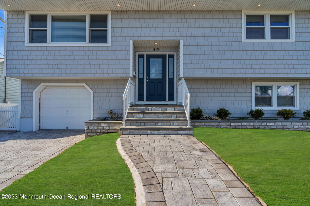 415 15th Avenue - Photo 4