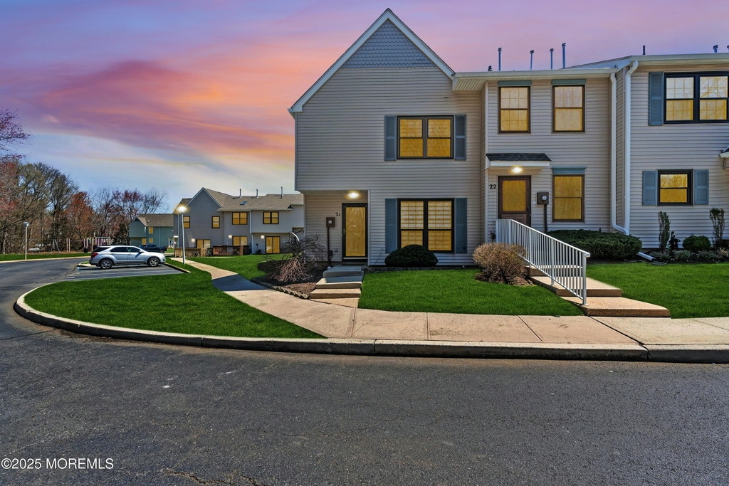 21 English Club Drive - Photo 3