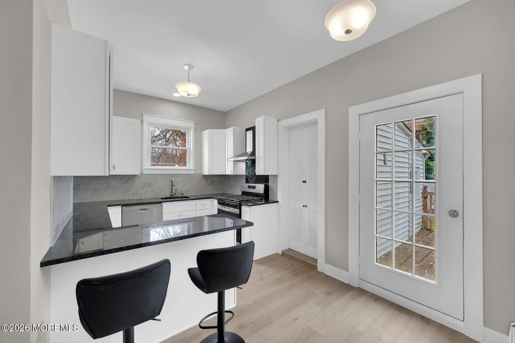 37 Beacon Boulevard - Photo 8