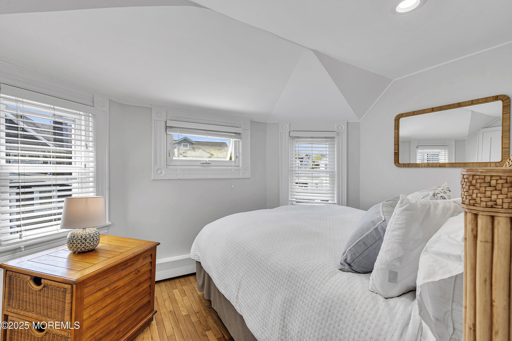 226 Sylvania Avenue - Photo 11