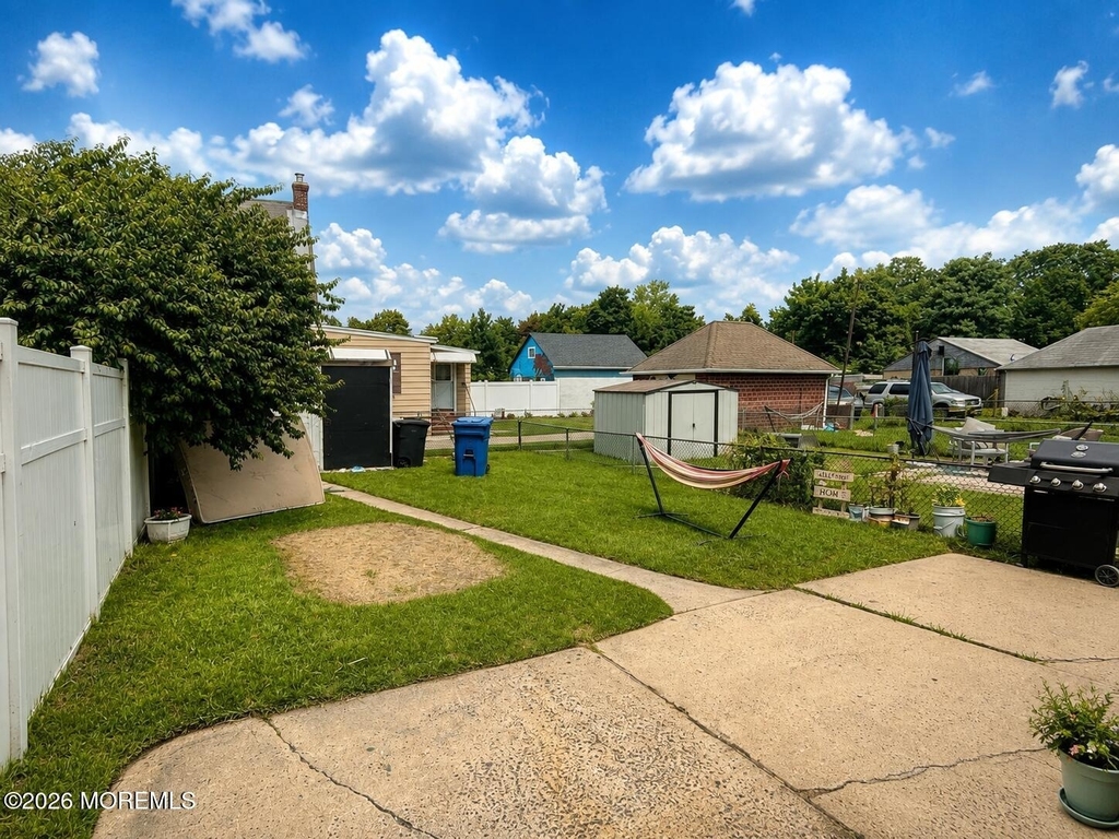 135 Whitehead Avenue - Photo 8