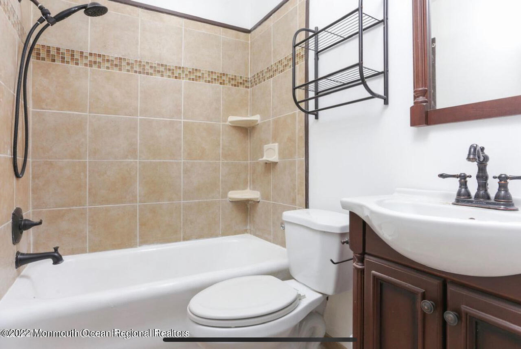 713 18th Avenue - Photo 5