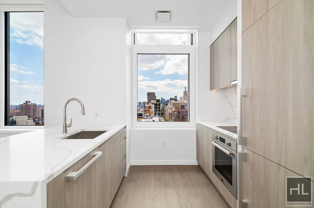 E 23rd St - Photo 2